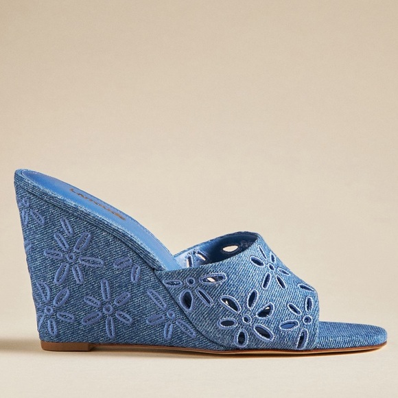 Larroude Jackie Wedge Sandal - Picture 2 of 12